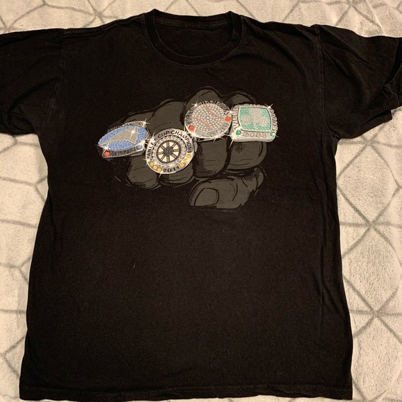Boston Sports Rings T-Shirt - Picture 1 of 1